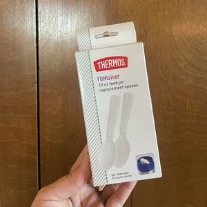 Thermos funtainer 10 oz plastic replacement spoons comes w 2 unopened new!